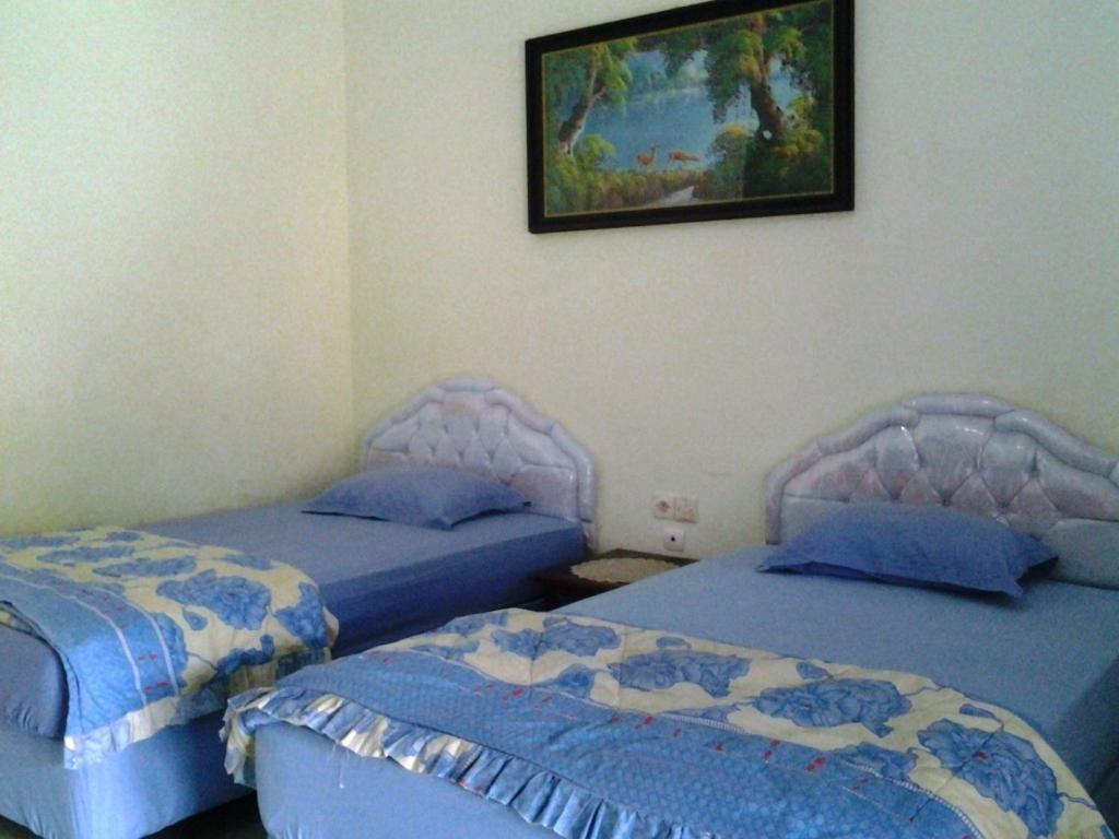 Hotel Wisma Djaja Syariah Bojonegoro Habitación foto